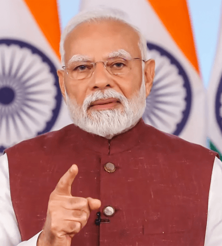 पीएम मोदी ने देश की मां, बहनों, बेटियों को समर्पित किया सेना का पराक्रम