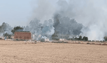 बाराबंकी: अवैध पटाखा फैक्ट्री में भीषण धमाका; 2 की मौत, 3 घायल