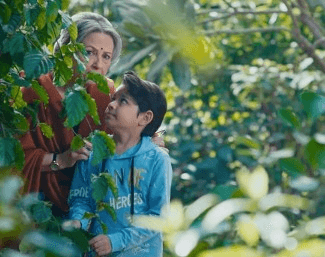 सोहा अली खान ने मां शर्मिला टैगोर की फिल्म 'आउटहाउस' की तारीफ की