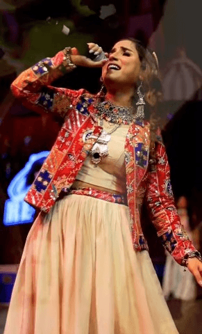 डांडिया नाइट में रेणुका पंवार ने मचाया धमाल, लोगों को पसंद आया उनका अंदाज