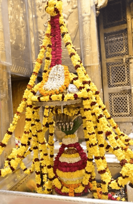 माघ माह की चतुर्दशी तिथि, मासिक शिवरात्रि पर करें शिव-गौरी की पूजा, नोट कर लें शुभ मुहूर्त