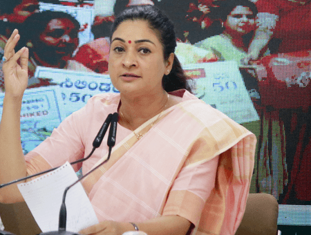 बिहार में 23 लाख महिलाओं के वोट काटे गए, संविधान और लोकतंत्र पर हमला: अलका लांबा