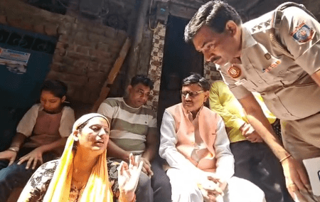 शाहदरा युवक हत्याकांड: लव एंगल आया सामने, यश की मां बोलीं- लड़की से करता था प्यार, साजिश के तहत उसे मारा