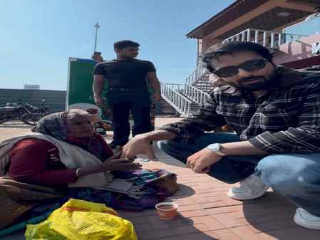 बॉलीवुड-टीवी सेलेब्स ने दी मकर संक्रांति की शुभकामनाएं, किसी ने मराठी लुक, तो किसी ने गरीबों की मदद कर किया सेलिब्रेट