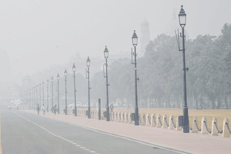 एनसीआर में तेज हवाओं का असर, ठंड बढ़ी, वायु गुणवत्ता में आंशिक सुधार