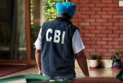 सीबीआई ने पंजाब पुलिस के डीआईजी से जुड़े रिश्वत मामले में मारी रेड, नकदी-आभूषण समेत दस्तावेज बरामद