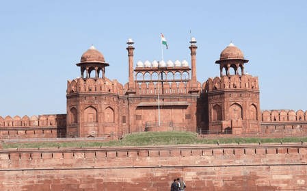 लाल किला और दिल्ली सचिवालय को बम से उड़ाने की धमकी, खालिस्तानी ग्रुप से आया ई-मेल