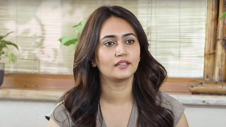 'पंचायत' की सादगी बरकरार, भले ही राजनीति हावी हो रही है : संविका