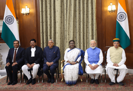 पीएम मोदी ने भारत के 52वें सीजीआई जस्टिस बीआर गवई को दी बधाई