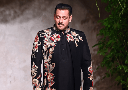 एक्शन, रोमांस और हिट फिल्में, सलमान खान के सिंपल मूव्स ने हर बार मचाया धमाल