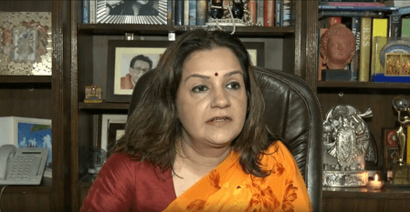 डरी हुई सरकार सेना प्रमुख की किताब से घबराई : प्रियंका चतुर्वेदी