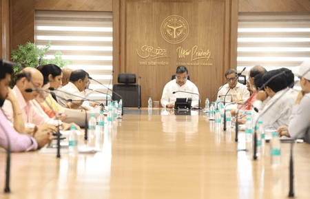 उत्तर प्रदेश: पर्यटन परियोजनाओं में ढिलाई पर मंत्री सख्त, तय समयसीमा में काम पूरा करने के निर्देश