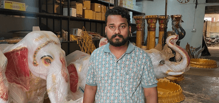 संघर्ष से सफलता तक : पीएमईजीपी योजना से कृष्णा आशीष बने स्वरोजगार की मिसाल