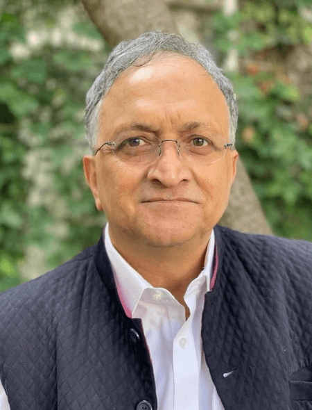 डॉ. रामचंद्र गुहा 2025 के लिए 'महात्मा गांधी सेवा पुरस्कार-कर्नाटक' के लिए चुने गए