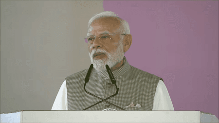 कनेक्टिविटी और शहरी बुनियादी ढांचे को बढ़ावा देगा नया एयरपोर्ट: पीएम मोदी