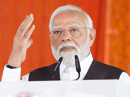 कनाडा ने भारत को दिया जी-7 सम्मेलन का न्योता, पीएम मोदी ने दी जानकारी