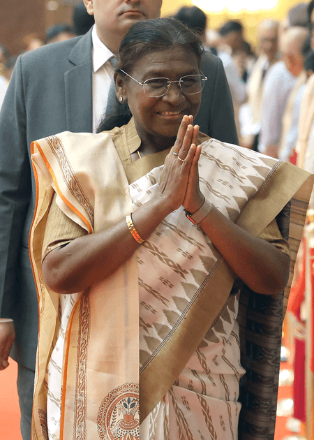 राष्ट्रपति मुर्मू और पीएम मोदी ने देशवासियों को 'श्रीकृष्ण जन्माष्टमी' की शुभकामनाएं दी