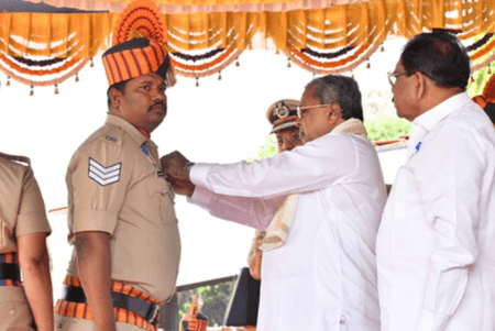 कर्नाटक में अपराध नियंत्रण को मुख्यमंत्री सिद्धारमैया ने पुलिस को कड़े कदम उठाने का दिया निर्देश