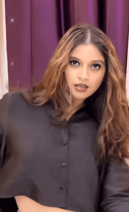 अभिषेक बच्चन के गाने पर कोमल सिंह ने लगाए ठुमके, एक्सप्रेशन और डांस से खींचा लोगों का ध्यान