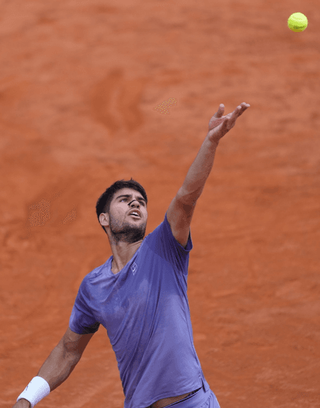 अल्काराज ने रोम में खाचानोव को हराकर क्वार्टर फाइनल में प्रवेश किया