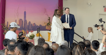 न्यूयॉर्क में वर्ल्ड मेडिटेशन डे मनाया गया, दुनिया भर में शांति की अपील