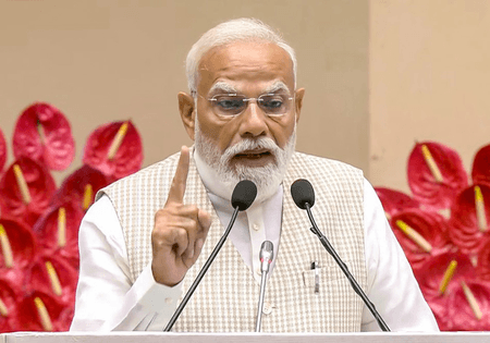 पृथ्वी की रक्षा सिर्फ जिम्मेदारी नहीं, आने वाली पीढ़ियों के प्रति पवित्र संकल्प : पीएम मोदी