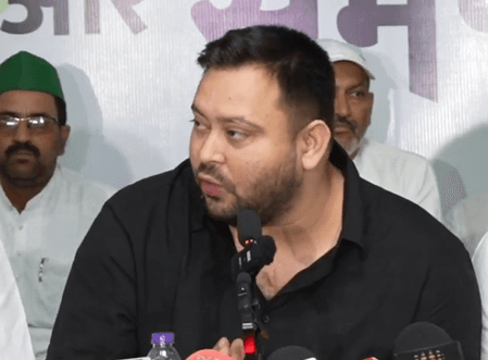 चुनाव आयोग के लगातार बदलते दिशा-निर्देशों से भ्रम की स्थिति : तेजस्वी यादव