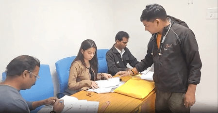 झारखंड : रांची समेत 48 स्थानीय निकायों में मतदान जारी, बाबूलाल मरांडी ने जनता से की वोटिंग की अपील