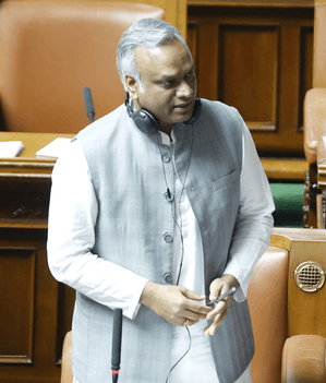 ‘आरएसएस से बैन हटाना गलती थी’, कांग्रेस नेता प्रियांक खड़गे ने अपने बयान पर तोड़ी चुप्पी