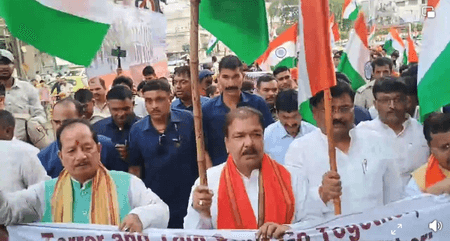 पटना में भाजपा ने भव्य 'तिरंगा यात्रा' निकाली, सेना के शौर्य, पराक्रम और वीरता का समर्थन