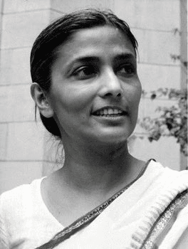 राजनीति और साहित्य में नारी शक्ति की मिसाल नंदिनी सत्पथी, सीएम पद का तय किया सफर