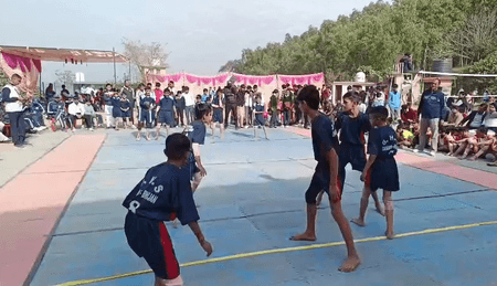 मंदिर न्यास श्री नैना देवी के 40वें स्थापना दिवस के अवसर पर खेल प्रतियोगिता की शुरुआत