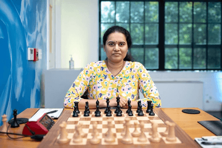 फिडे वर्ल्ड रैपिड चेस चैंपियनशिप: पीएम मोदी ने ब्रॉन्ज जीतने पर हम्पी-एरिगैसी को बधाई दी