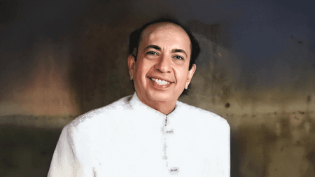 यादों में महेंद्र : देशभक्ति की आवाज, जो हर बार 'अजनबी' बनने के लिए रही 'बेचैन'