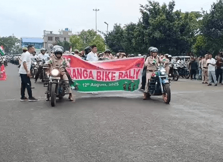 मणिपुर : स्वतंत्रता दिवस के उपलक्ष्य में तिरंगा बाइक रैली निकाली गई, डीजीपी ने नशा तस्करों को चेतावनी दी