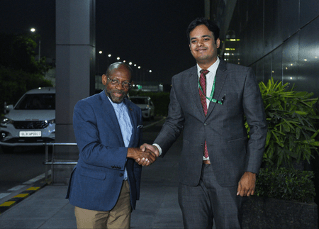 नई दिल्ली में सेंट किट्स और नेविस के विदेश मंत्री डेन्जिल डगलस का स्वागत, भारत में उच्चायोग का करेंगे उद्घाटन