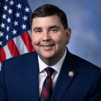 अमेरिकी सीनेटरों ने चीन की चिप टूल एक्सेस पर रोक के लिए पेश किया एमएटीसीएच एक्ट