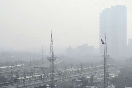रुकी हवा की रफ्तार, एक्यूआई पहुंचा खतरे के निशान के पार, बारिश और तेज हवा की फिर बन रही है संभावनाएं