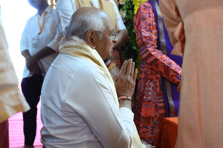 गुजरात : सीएम भूपेंद्र पटेल ने किए भगवान द्वारकाधीश के दर्शन, प्रदेश की जनता के लिए सुख-समृद्धि की कामना