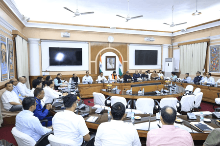 मुख्यमंत्री पद की शपथ लेने के बाद सम्राट चौधरी पहुंचे सचिवालय, वरिष्ठ अधिकारियों के साथ की बैठक 