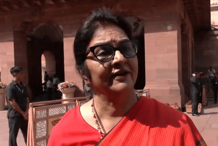 'महिला आरक्षण बिल' का विपक्ष ने किया स्वागत, लागू करने की प्रक्रिया पर उठाए सवाल