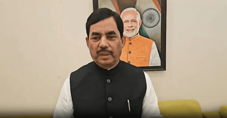 शाहनवाज हुसैन का दावा- पश्चिम बंगाल में भाजपा की जीत तय, टीएमसी पर लगाया लोगों को डराने का आरोप