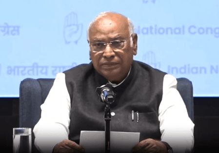 कांग्रेस ने मनरेगा का नाम बदलने के खिलाफ छेड़ा आंदोलन, खड़गे बोले- 5 जनवरी से 'मनरेगा बचाओ अभियान'