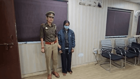 नोएडा: घरेलू सहायिका बनकर ज्वेलरी चोरी करने वाली दो महिलाएं गिरफ्तार, 85 लाख के आभूषण बरामद