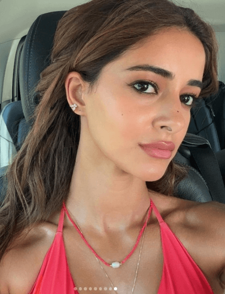 अनन्या पांडे ने शेयर किया नया लुक, कार्तिक आर्यन संग जल्द आएंगी नजर