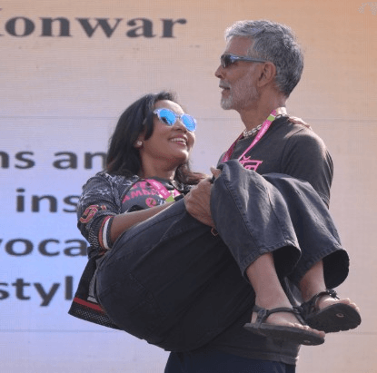 "तुमने मेरी कमजोरियों को संभाला..." अंकिता कोंवर ने मिलिंद सोमन के लिए लिखा इमोशनल नोट