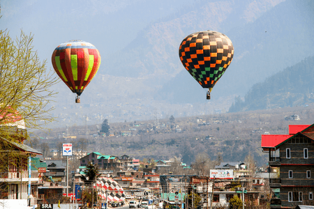 एडवेंचर टूरिज्म का नया हब बनेगा यूपी, पर्यटन नीति के तहत निवेशकों को बड़ा न्योता