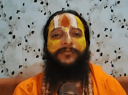 रामभद्राचार्य के बयान का संतों ने किया समर्थन, भारत को हिंदू राष्ट्र बनाने की अपील