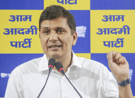 'फोन ईडी ले गई, इसलिए एक्स पर कर रहा हूं धन्यवाद', ईडी छापेमारी के बाद बोले सौरभ भारद्वाज