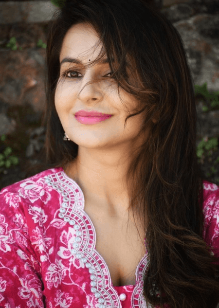 टीवी के बाद अब ओटीटी पर जादू बिखेरेंगी रूप दुर्गापाल, प्रकाश झा की सीरीज 'संकल्प' से करेंगी डेब्यू